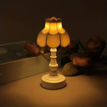Ramsam Trends Art Deco Plastic Desk Lamp